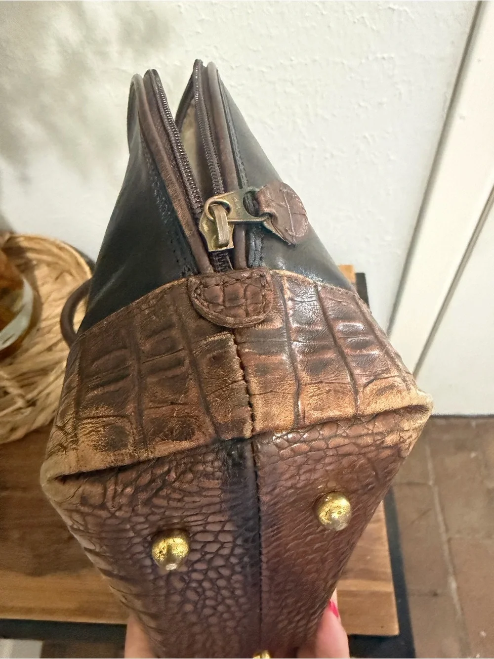 Vintage Brahmin Black Leather Dome Satchel with Croc Trim - Picture 12 of 12